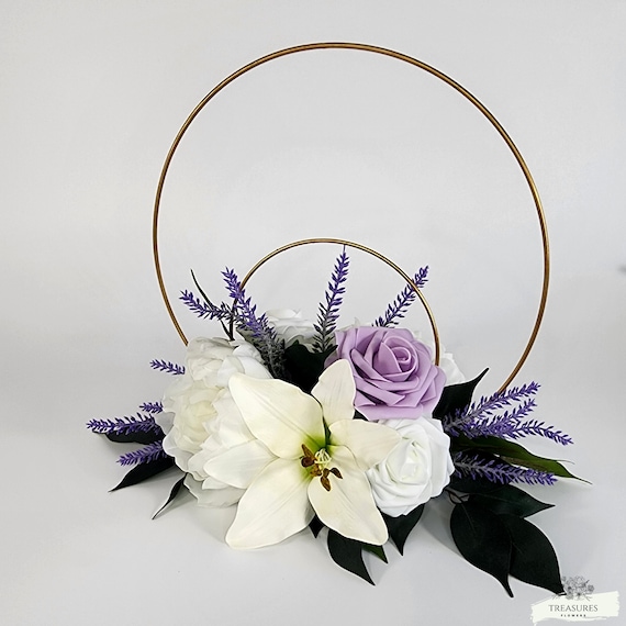 Hoop Centerpiece, floral hoop centerpiece, Lavender centerpiece, wedding centerpiece, wedding decor, wedding flower, artificial flower hoop.