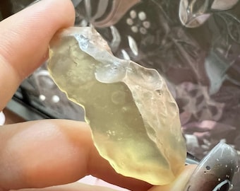 Authentic Raw Libyan Desert Glass | LDG | Great Sand Sea glass | Golden Libyan Desert Glass | Tektite | High quality | 8.96 Grams