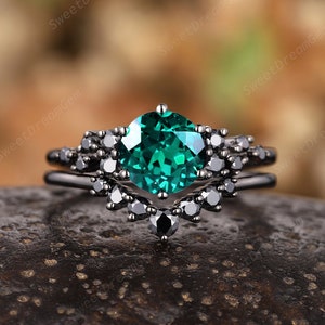 Vintage Round Emerald Black Engagement Ring Set, Black Moissanite Emerald Bridal Set Promise Ring, Black Wedding Ring, Black Promise Ring