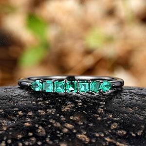 Vintage Pear Emerald Straight Wedding Ring, Gothic Black Gold Emerald Stacking Rings For Women, Minimalist Promise Anniversary Ring Gifts