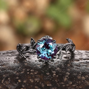 Vintage Round Alexandrite Engagement Ring Black Gold Leaf Floral Inspired Promise Rings for Women Gothic Solitaire Anniversary Wedding Ring