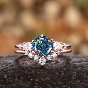 7mm Round Shape Black Opal Engagement Ring Set Rose Gold Black Fire Opal Wedding Promise Rings for Women Moissanite Cluster Anniversary Ring