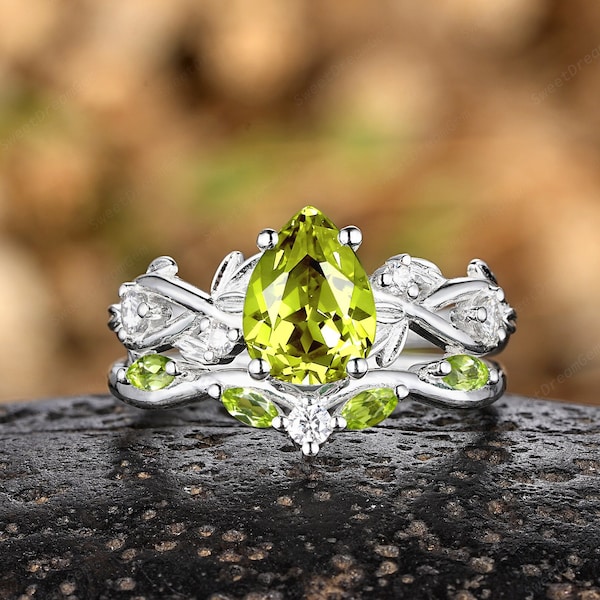 Vintage Peridot Engagement Ring Set 14k White Gold Moissanite Cluster Leaf Wedding Ring Pear Peridot Promise Rings For Women Wedding Band