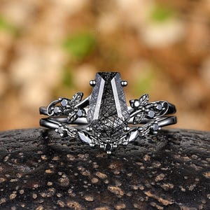Coffin Cut Black Rutilated Quartz Engagement Ring Set Black Gold Leaf Inspired Wedding Rings For Women Gothic Black Crystal Anniversary Ring