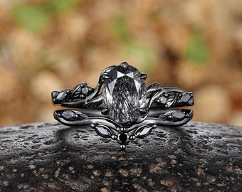 アスティエ　クリスマスオーナメント　ENGAGEMENT RING BLACK Unique Oval Black Rutilated Quartz Engagement Ring Set Gothic