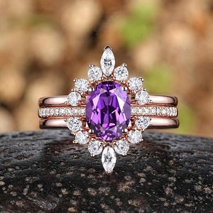 Oval lila Saphir Verlobungsring Set Vintage Moissanite Halbe Ewigkeit Eheringe für Frauen 3 stücke Violet Saphir Versprechen Ringe