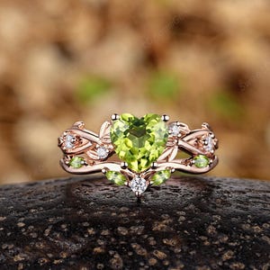 Herz Peridot Verlobungsring Set 14k Blattgold Inspiriert Trauringe Für Frauen Grün Peridot Jahrestag Ringe Geschenke Für Sie Muttertag