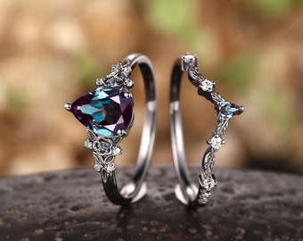 Pear Shape Alexandrite Black Leaf Engagement Ring Set, Black Gold Alexandrite Floral Bridal Set, Rhodium Black Wedding Ring Promise Rings
