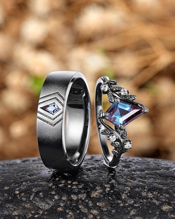Gothic Black Gold Kite Alexandrite Couple Ring Set, Leaf Nature