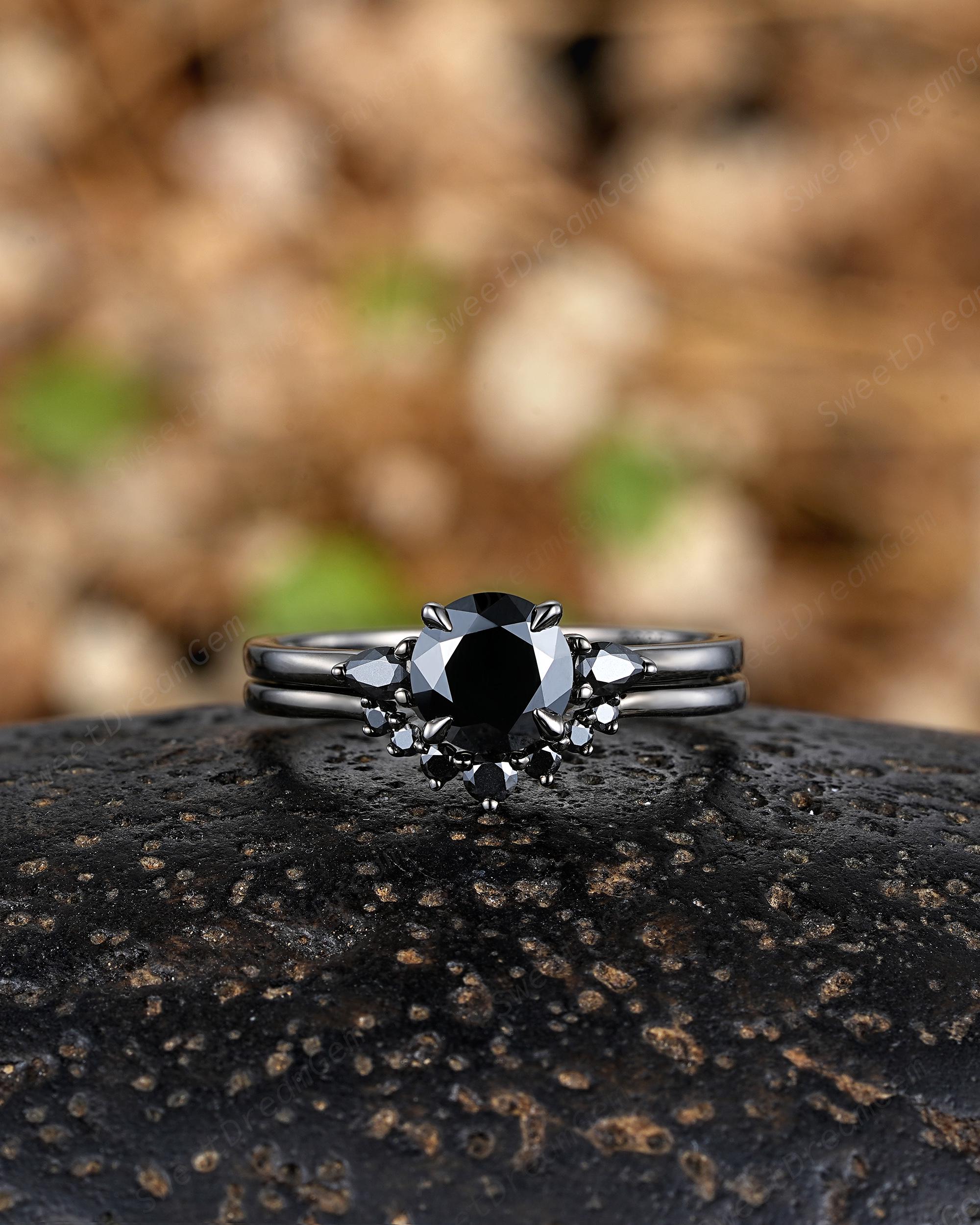 Round Black Moissanite Engagement Ring Set Gothic Black Gold Wedding Rings For Women Minimalist Three Stone Anniversary Promise Gift For Her
