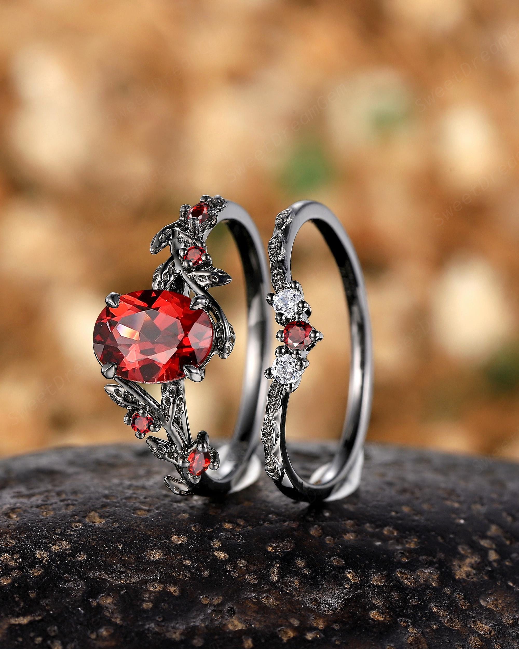 6x8mm Oval Cut Garnet Wedding Ring Set Black Gold Leaf Floral Nature 6x8mm Oval Cut Garnet Wedding Ring Set Black Gold Leaf Floral Nature