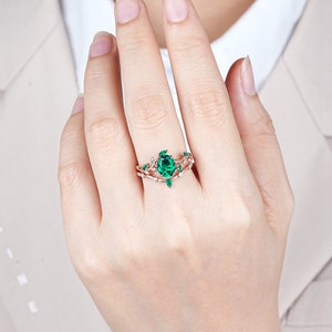 Antique Oval Emerald Leaf Engagement Ring Set Nature Inspired Leaf Wedding Band Gold Emerald Promise Ring Custom Anniversary Rings For Women image 4