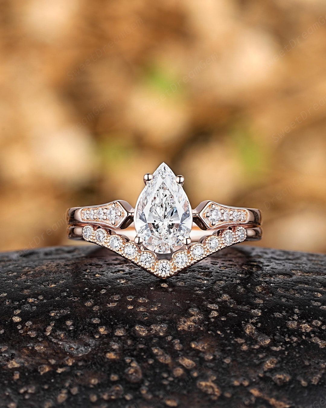Pear Cut 1ct Lab Grown Diamond Engagement Ring Set, IGI Certified ...