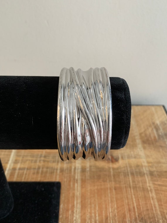 Solid Sterling Silver Raised Cuff Bracelet 925 Ch… - image 1