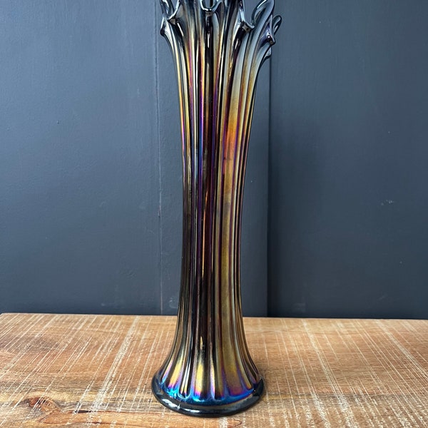 Northwood Thin Rib Pattern Purple Carnival Glass Vase