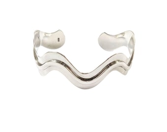 アクセサリー Vintage Silver Wide Wave Caff Bangle 925 VINTAGE STERLING SILVER WIDE WAVE DESIGN HARD BANGLE CUFF