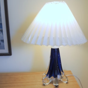 Vintage Cobalt Blue Art Glass Table lamp new PVC pleated shade