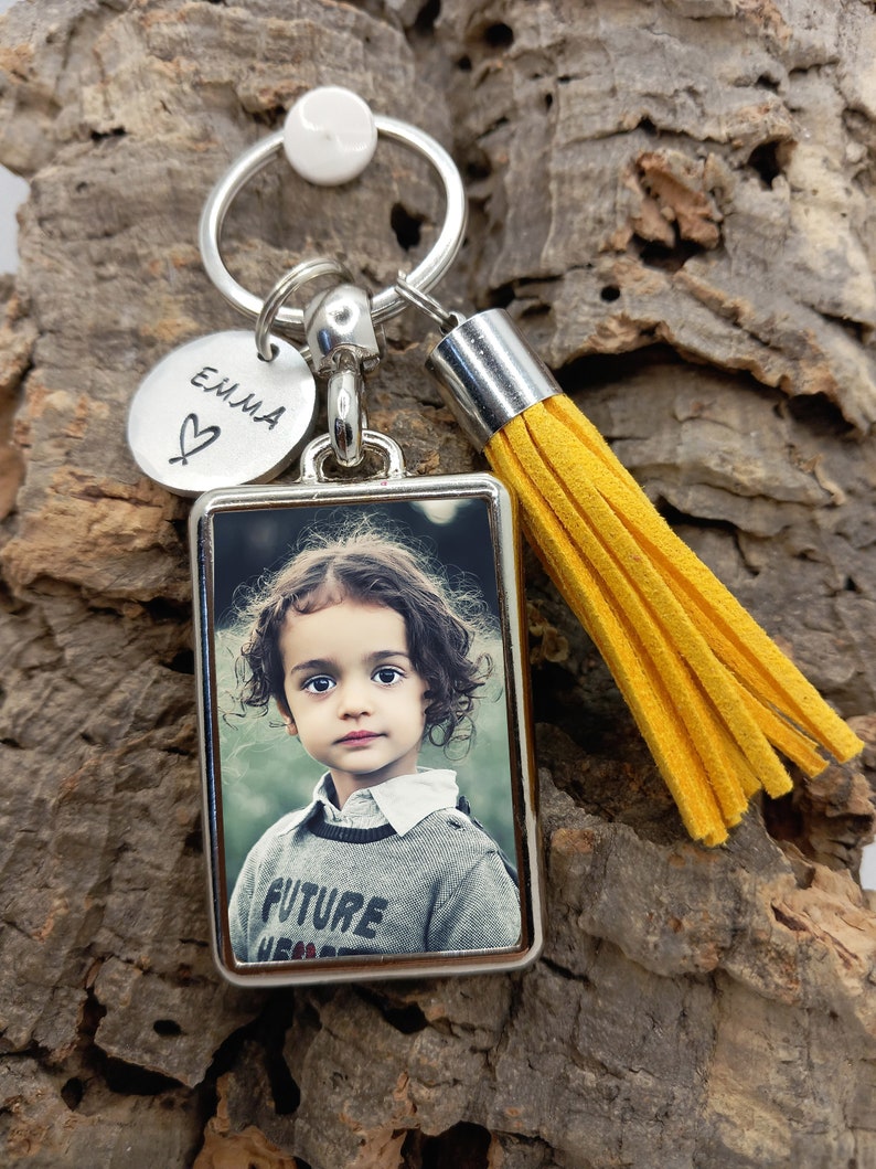 Gepersonaliseerde sleutelhanger met foto Verjaardagssleutelhanger van oma, moeder, vader, opa kerstverjaardagscadeau afbeelding 1