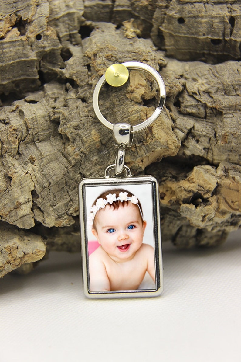 Porte clé métal photo personnalisée, porte-clé cadeau anniversaire noël, fête des mères ou mamies PC simple : couleur