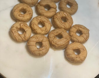 Peanut butter apple donuts