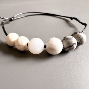Agate gemstone bracelet, chakra bracelet, power bracelet, protective bracelet with gemstone, talisman bracelet, gift, gemstone bracelet