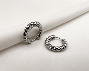 Minimalist earrings in silver, hoop earrings twisted in silver, croissant earrings, twisted rope, hoop earrings