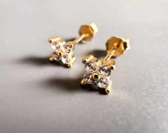 Boucles d'oreilles à clous en argent 925 en or, petites boucles d'oreilles à clous en argent, boucles d'oreilles à clous délicates en or