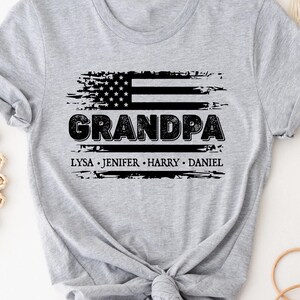 Personalized Papa USA Flag Shirt, Vintage American Flag Grandpa with Grandkid&#39;s Names, 4th of July Dad Tee, Father&#39;s Day, Gift for Grandpa
