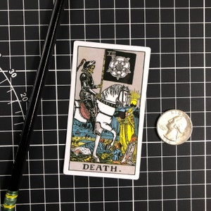 Pegatina de la muerte Arcanos mayores Trump Card Rider Waite Smith Tarot Card Calcomanía troquelada hecha a mano / Botella portátil impermeable Coche Zodíaco
