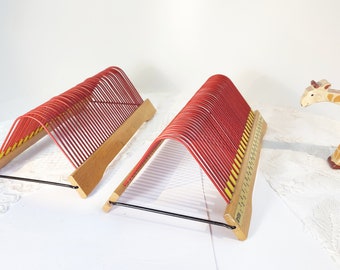 Retro record stand &quot;Grifix&quot; Wooden frame Wire-coated Triangular 1970 Vintage Simple and timeless