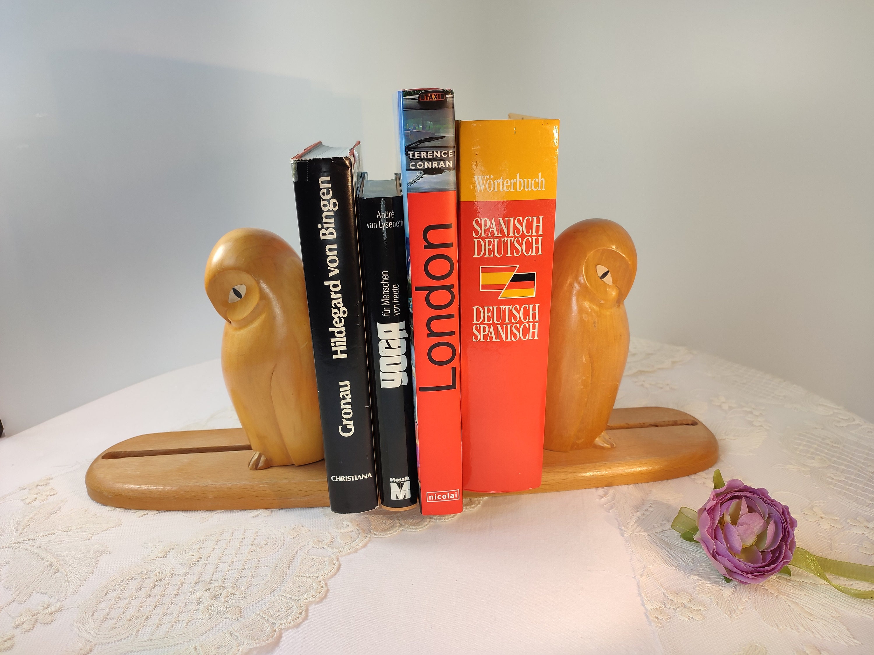 Bookend parrot pair made of solid wood for order vintage retro ornate carvings 1960 made in Germany