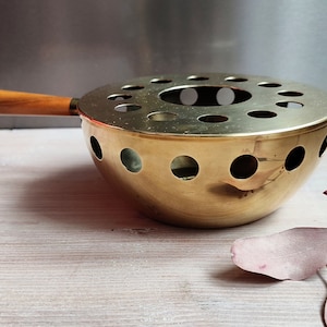 Space Age Stove warmer keep warm round vintage 1960 1970 geometric design brass freshly polished TOP condition