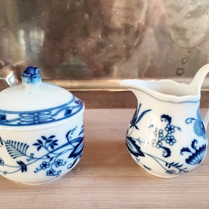 Sugar bowl milk jug with cobalt blue décor China Blue Bavaria Germany mid century 1980-1990