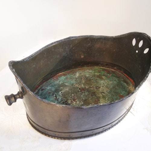 Plant overpot oval with handles Italy Vintage bucket made newest of metal brass / bronze colored with patina