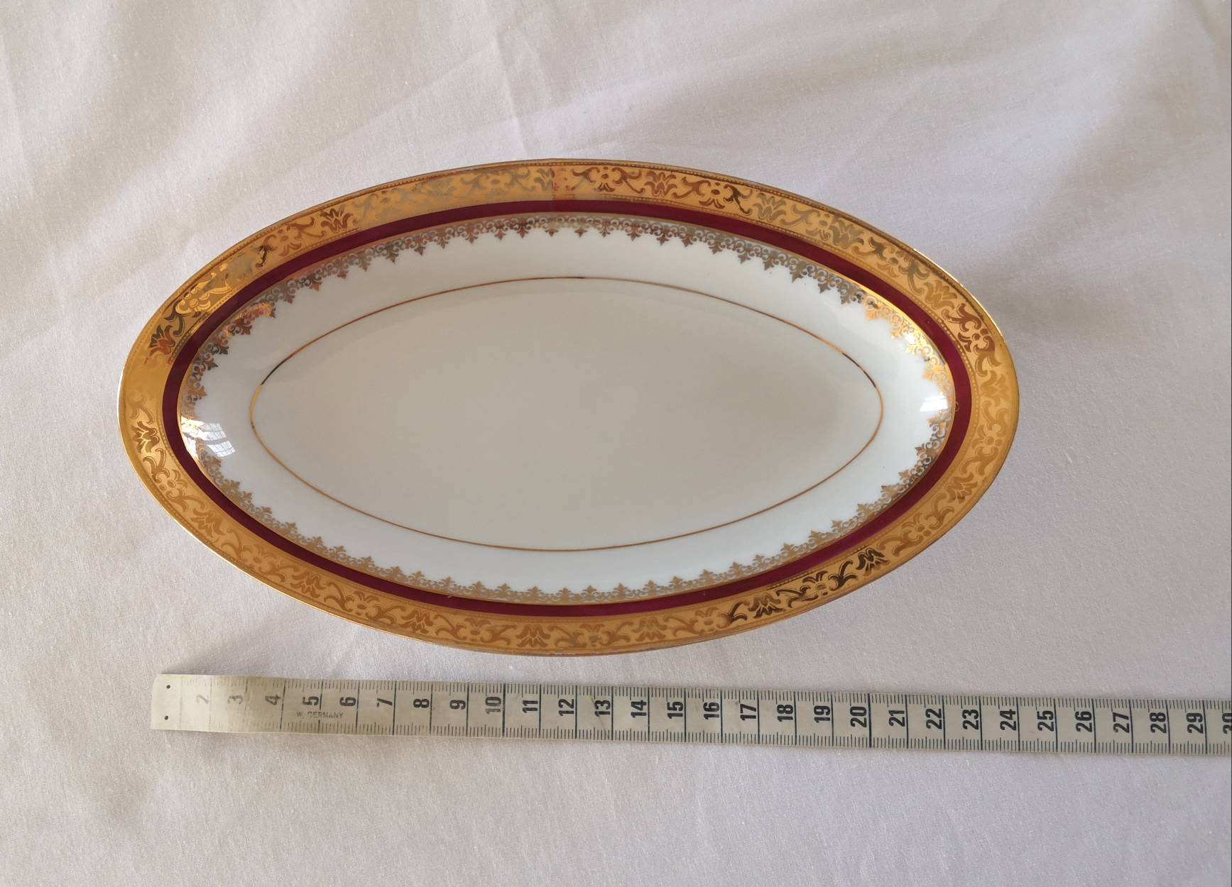 Porcelaine de Limoges Vintage. Ravier Petit Plat