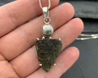 Transformation stone, Genuine Moldavite Rough pendant, 100% Natural With Certified Gemstone, From Czech Republic, 925 Sterling Silver,