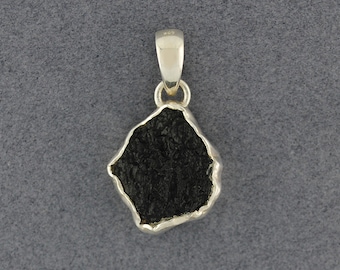 Genuine Moldavite Rough pendant 100% Natural With Certified Gemstone From Czech Republic 925 Sterling Silver Handmade Designer Jewelry