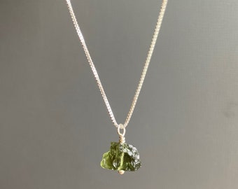 Moldavite Handmade Pendant, 100% Natural With Certified Gemstone, 925 Sterling Silver Pendant, Authentic Moldavite Pendant