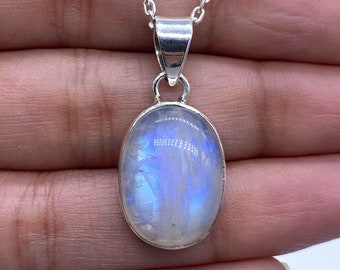 Natural Moonstone Pendant, Rainbow Moonstone Pandant, Blue Fire Moonstone Pendant, 925 Stealing Silver Pendant, Moonstone reproductive cycle