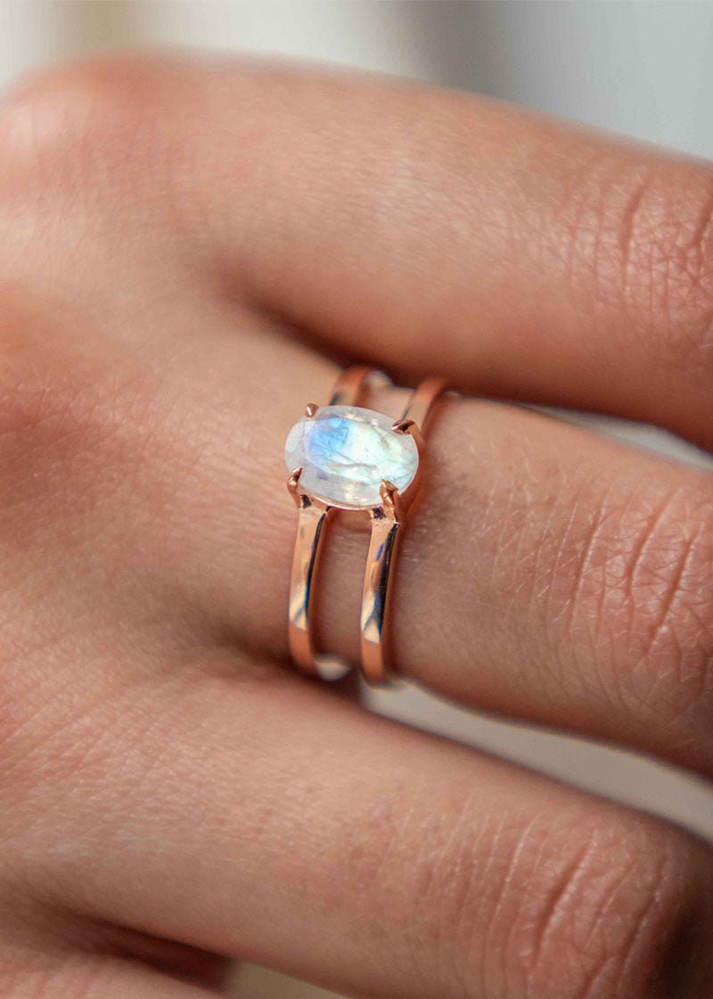 Genuine Rainbow Moonstone Ring, Moonstone Ring, 925 Silver Ring, Oval Ring, Promise Ring, Moonstone Engagement Ring, June Birthstone Ring,