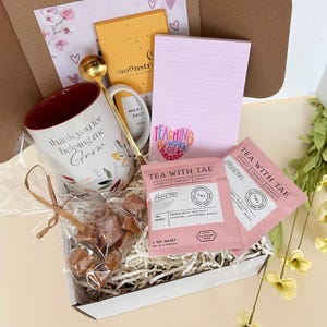 Gift Set for Teacher Personalized Card Elementary Teacher Gift Box Personalized Teacher Gift Basket Teacher Appreciation Gift Box