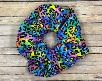 Coletero con estampado de leopardo arcoíris