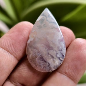 Feather Agate cabochon ...Natural white plume Agate .. cloud agate Cabochon... 29 CT... 40x25x3 mm