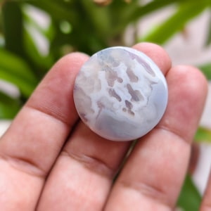 Feather Agate cabochon ...Natural white plume Agate .. cloud agate Cabochon... 44 CT... 33x33x5 mm