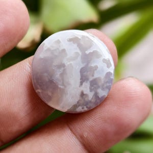 Feather Agate cabochon ...Natural white plume Agate .. cloud agate Cabochon... 30 CT... 30x30x5 mm