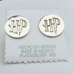 HP 925 sterlingsilverörhängen med trollkarlsstift, lasergraverade