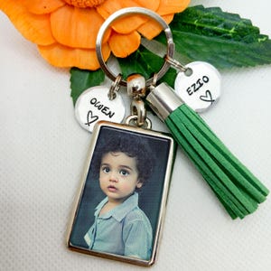 Porte clés photo personnalisé; Porte-clés prénom personnalisé; cadeau fête mamie, maman, papa, papi ; cadeau anniversaire noël