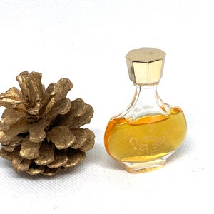 Vintage miniature Nina Ricci “ Eau de fleurs