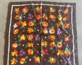 Vintage bunter Blumenschal