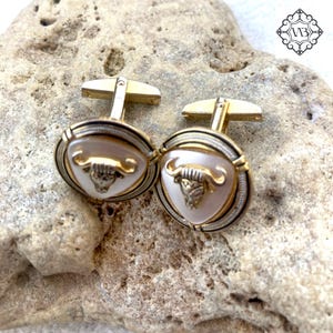 Vintage elegant damascene bull’s head cufflinks